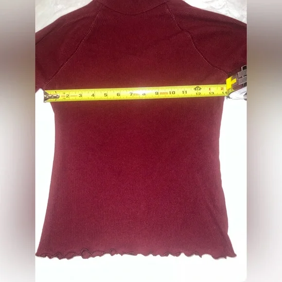 SO Deep Red Knit Fabric - Picture 5 of 6